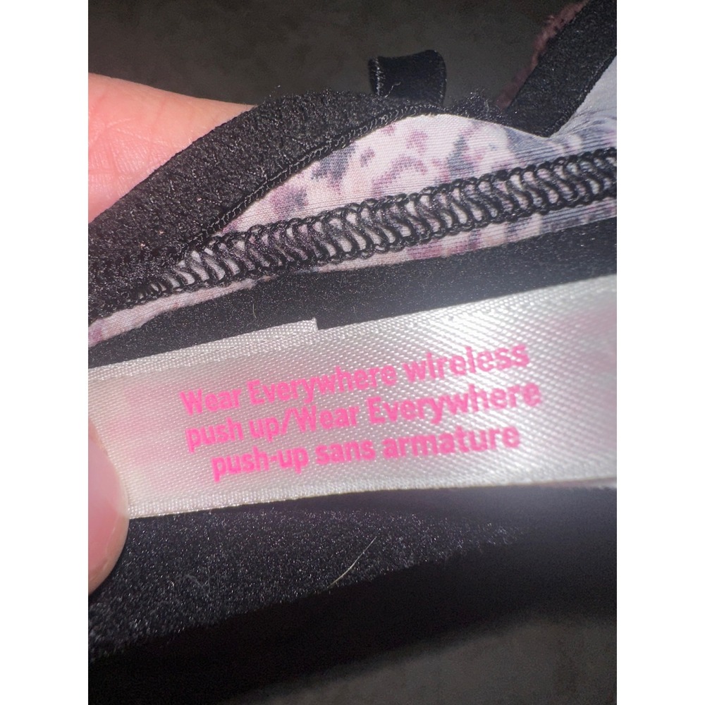 Pink Victorias Secret Wear Everywhere Wireless Push Up Bra Snakeskin Print 34B - Picture 3 of 4